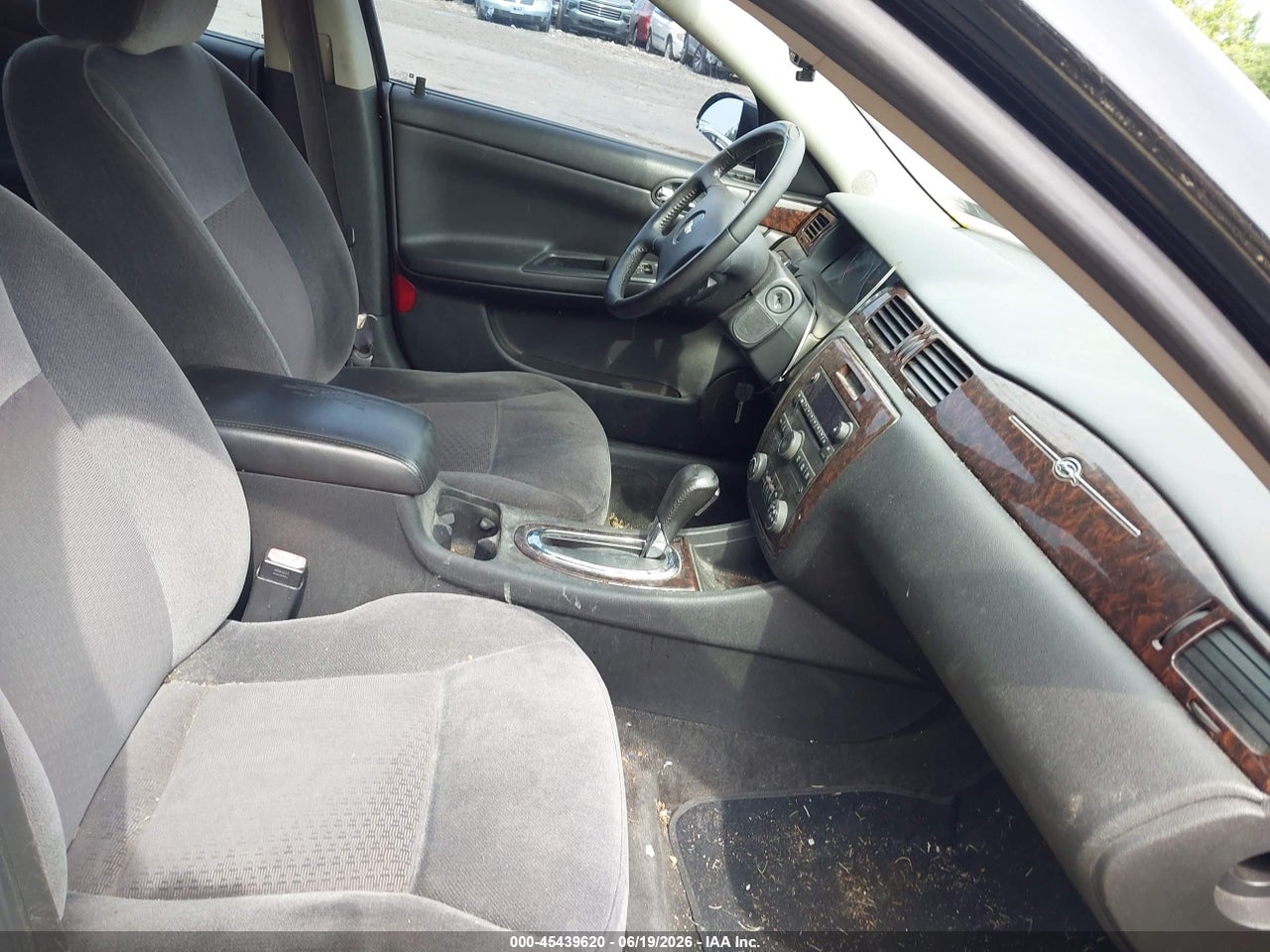 2013 CHEVROLET IMPALA LT thumbnail 6