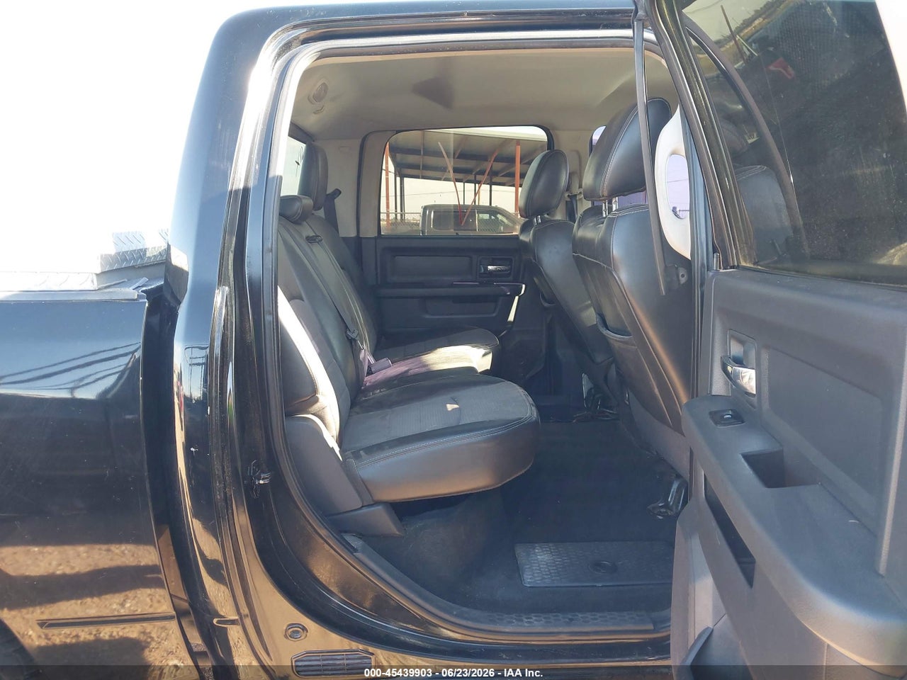 2011 RAM RAM 1500 SPORT thumbnail 9