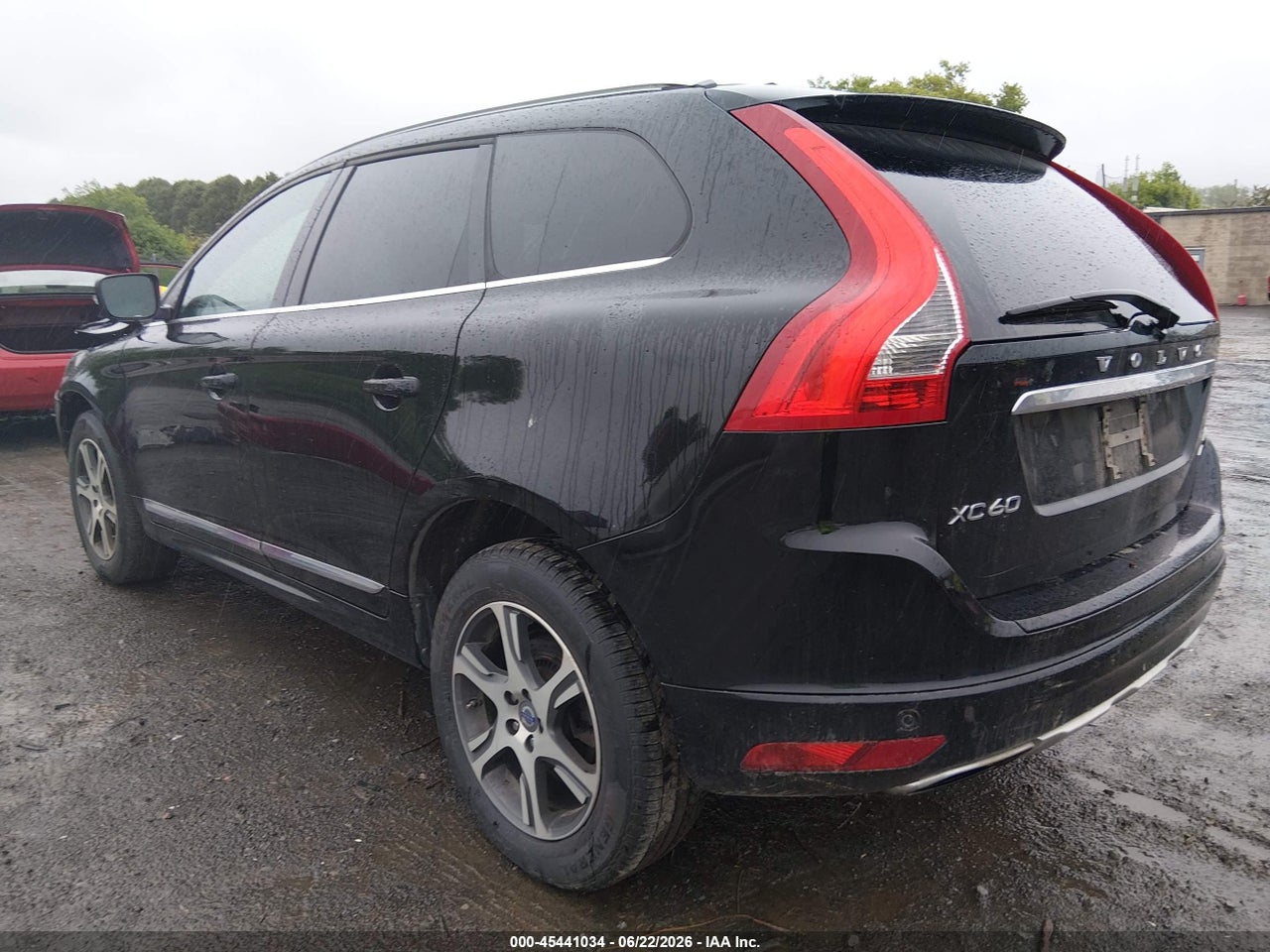 2015 VOLVO XC60 T6 thumbnail 4