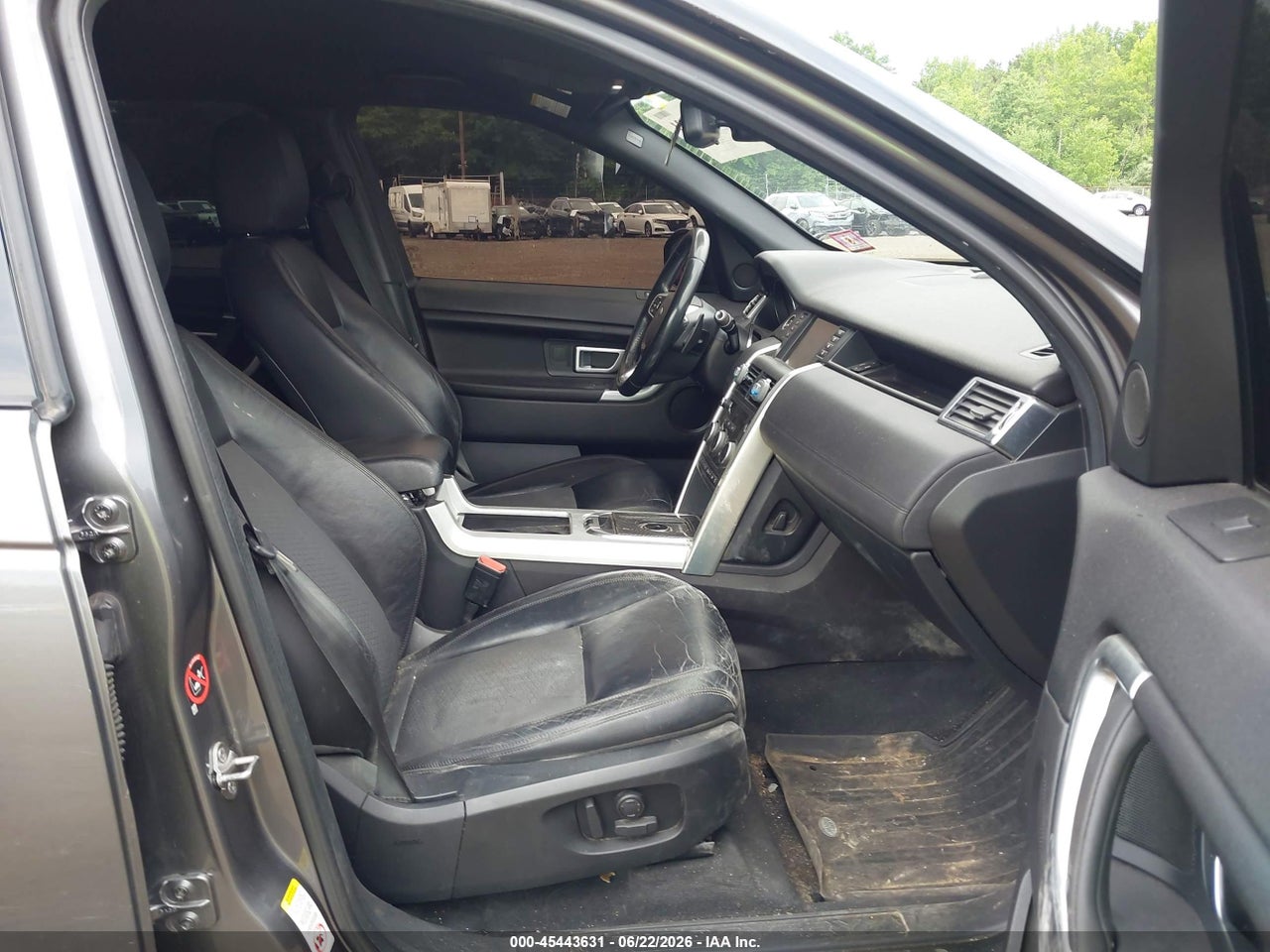 2017 LAND ROVER DISCOVERY SPORT SE thumbnail 6