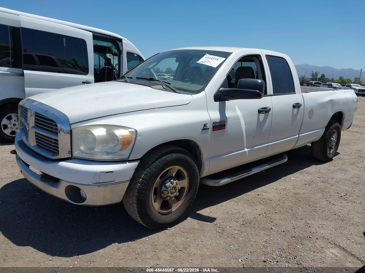 2008 DODGE RAM 2500 SLT thumbnail 3