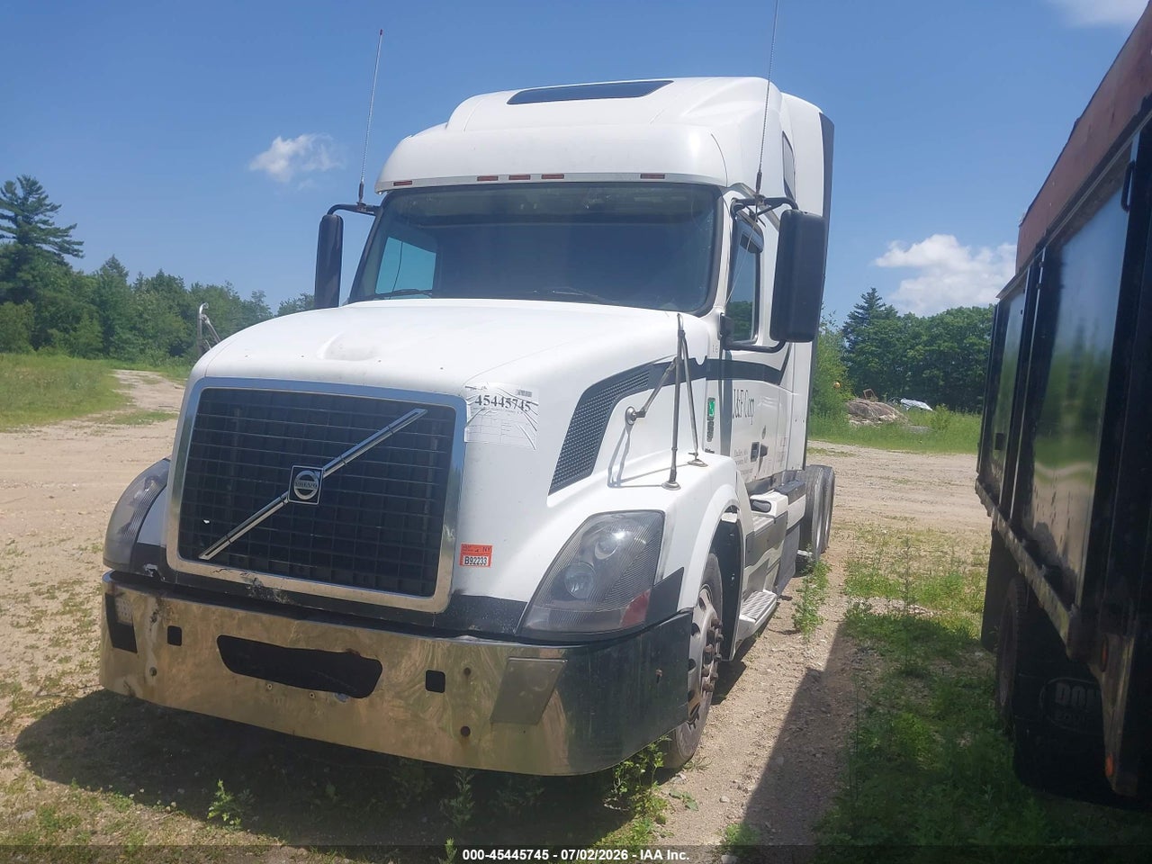 2011 VOLVO VN VNL thumbnail 2