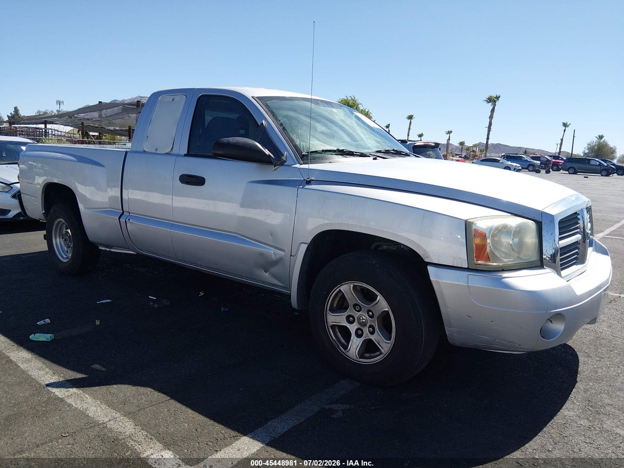 2006 DODGE DAKOTA SLT thumbnail 2