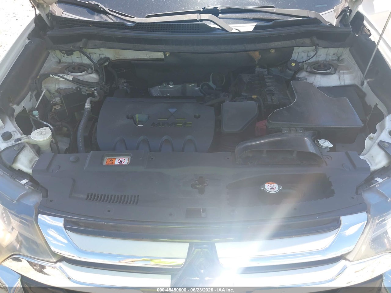 2016 MITSUBISHI OUTLANDER SE/SEL thumbnail 11