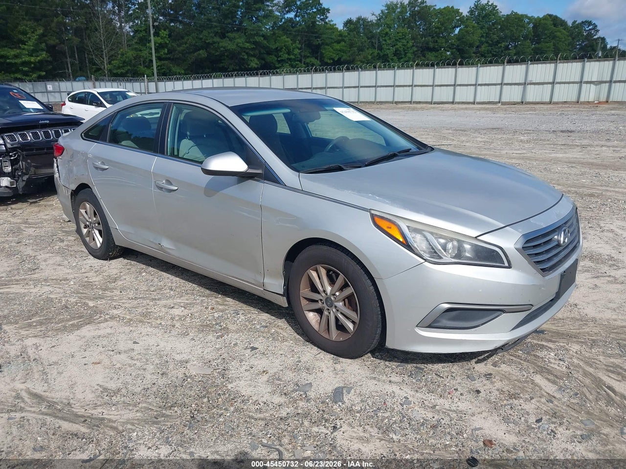 2016 HYUNDAI SONATA SE thumbnail 2