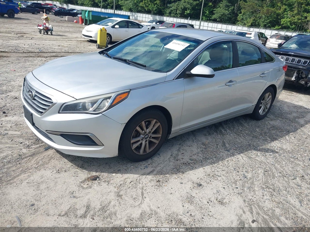 2016 HYUNDAI SONATA SE thumbnail 3
