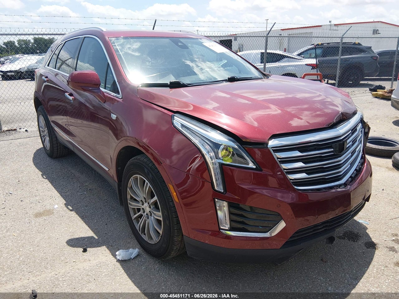 1GYKNDRS1HZ****** · 2017 CADILLAC XT5 LUXURY