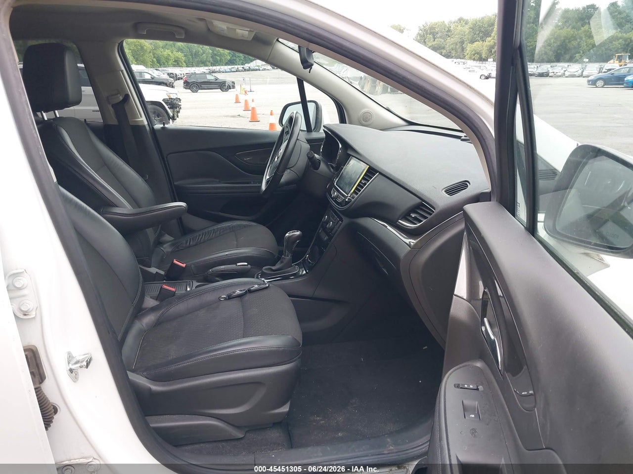 2017 BUICK ENCORE PREFERRED thumbnail 6