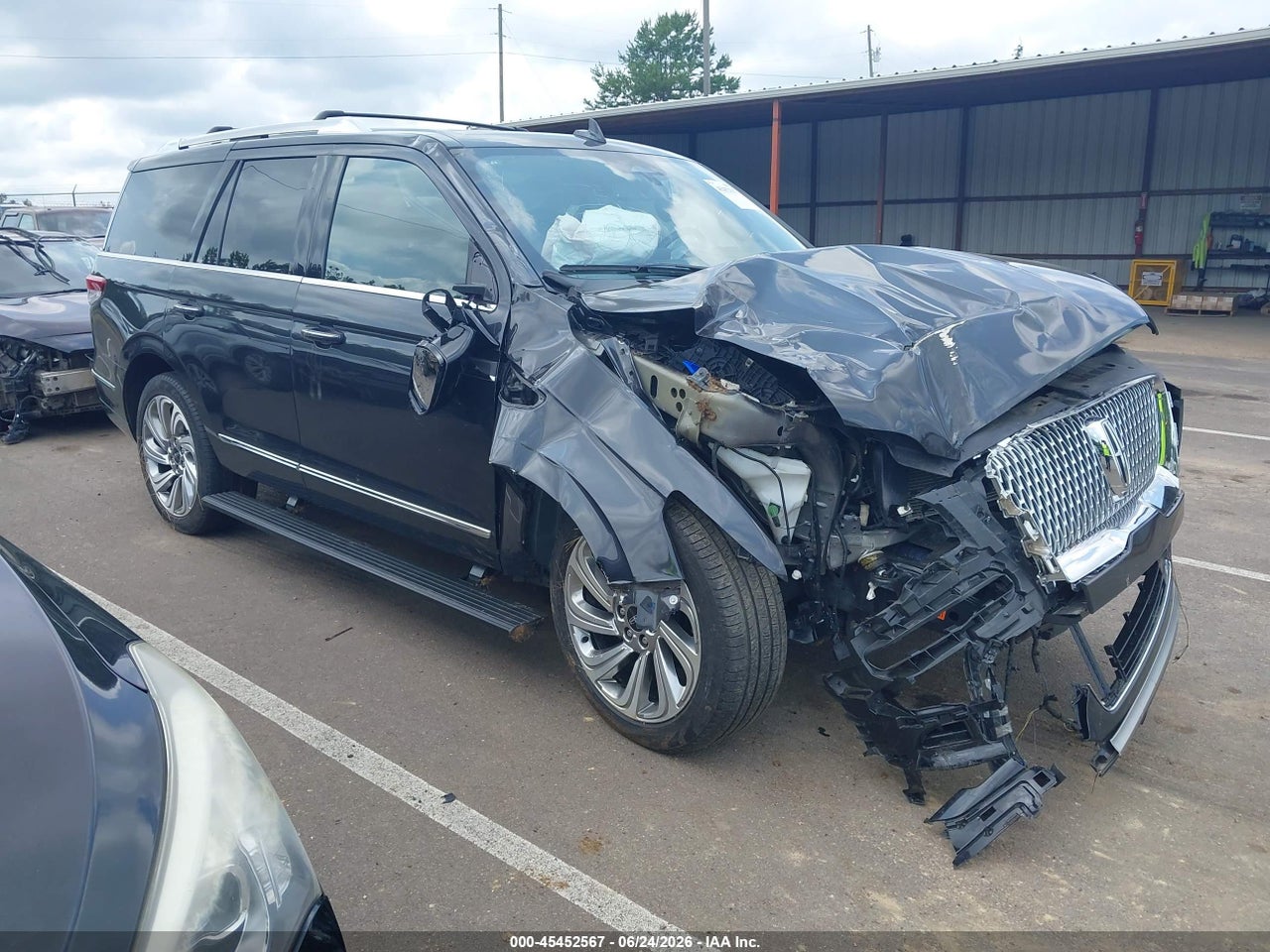 5LMJJ2LG9RE****** · 2024 LINCOLN NAVIGATOR RESERVE
