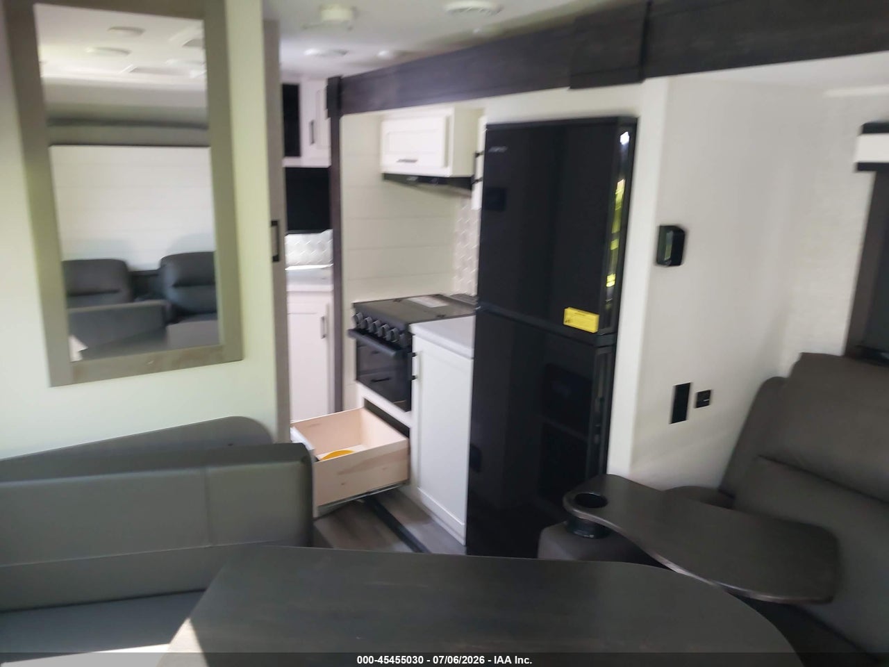 2024 JAYCO JAYFL184BH   thumbnail 6