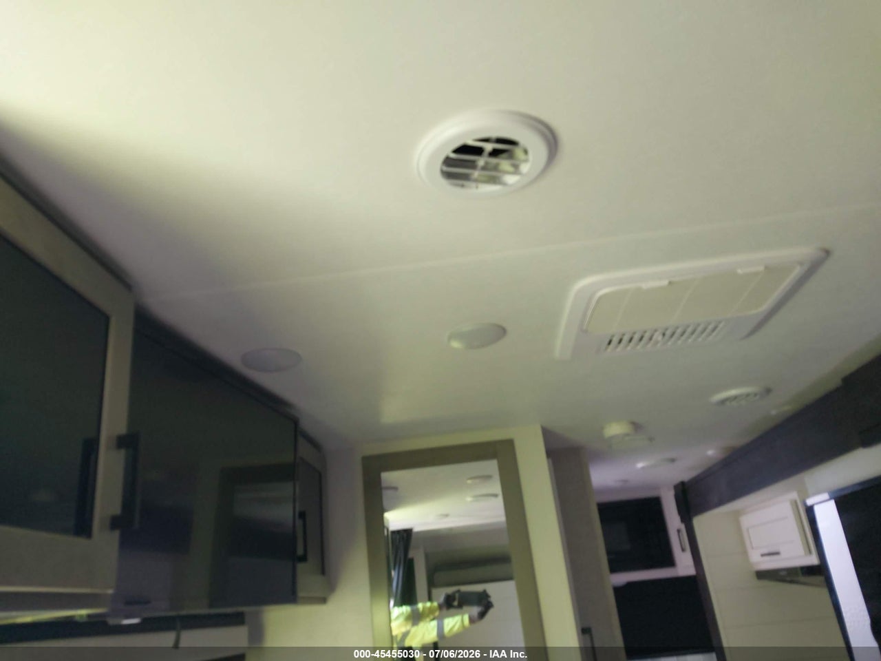 2024 JAYCO JAYFL184BH   thumbnail 9