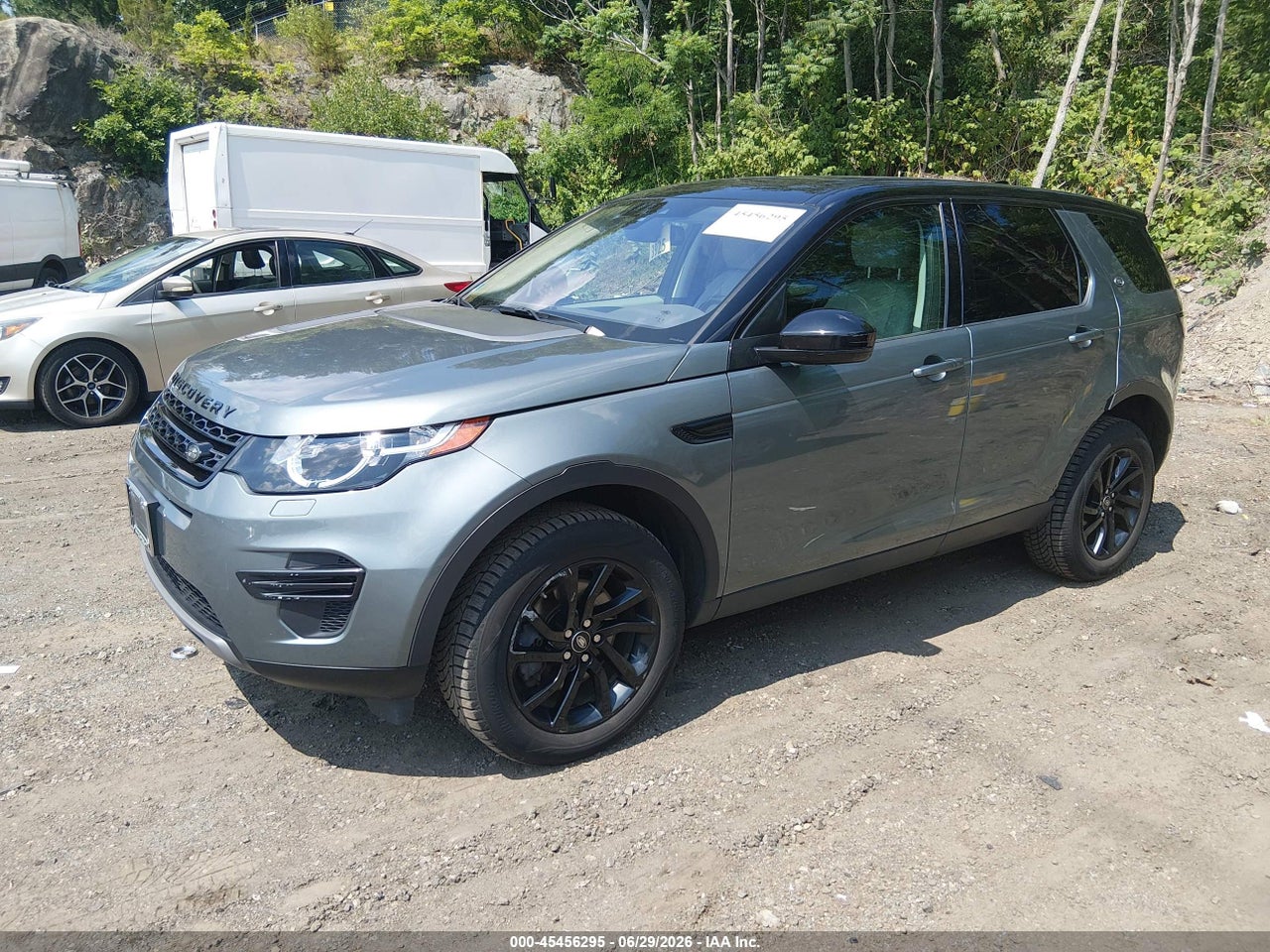 2018 LAND ROVER DISCOVERY SPORT SE thumbnail 3