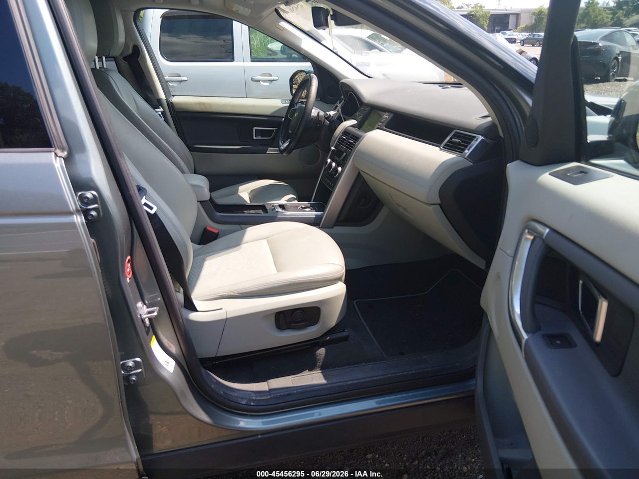 2018 LAND ROVER DISCOVERY SPORT SE thumbnail 6