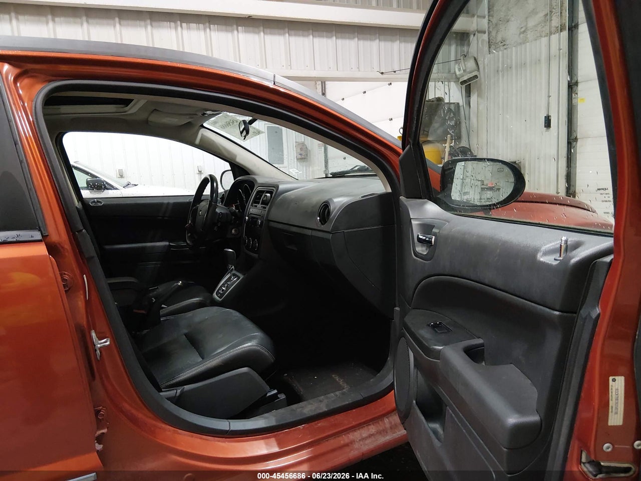 2010 DODGE CALIBER R/T thumbnail 6