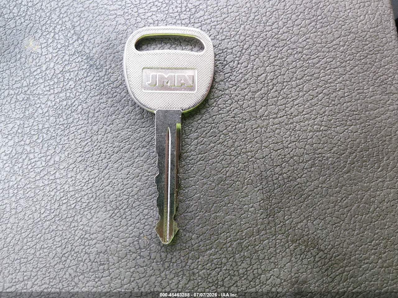 2001 CHEVROLET TAHOE LT thumbnail 12