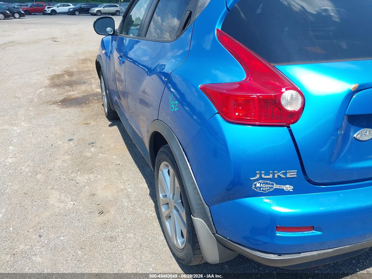 2011 NISSAN JUKE SL thumbnail 7