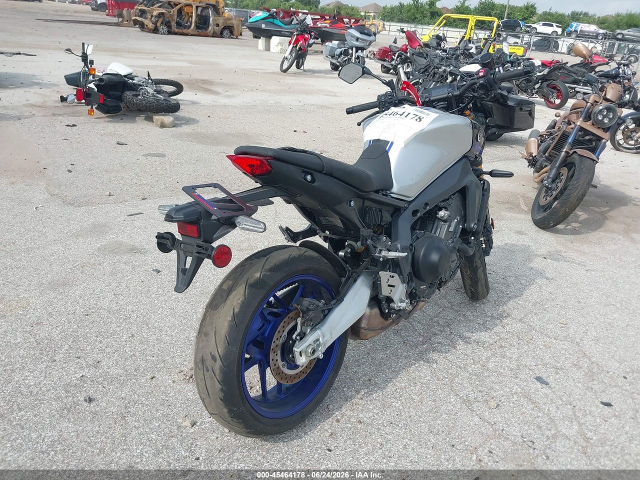 2023 YAMAHA MT09 D thumbnail 5