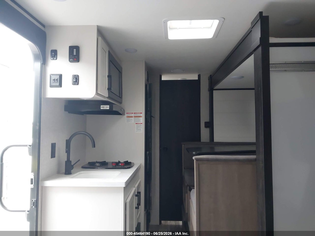 2024 JAYCO JAYFL184BH   thumbnail 6