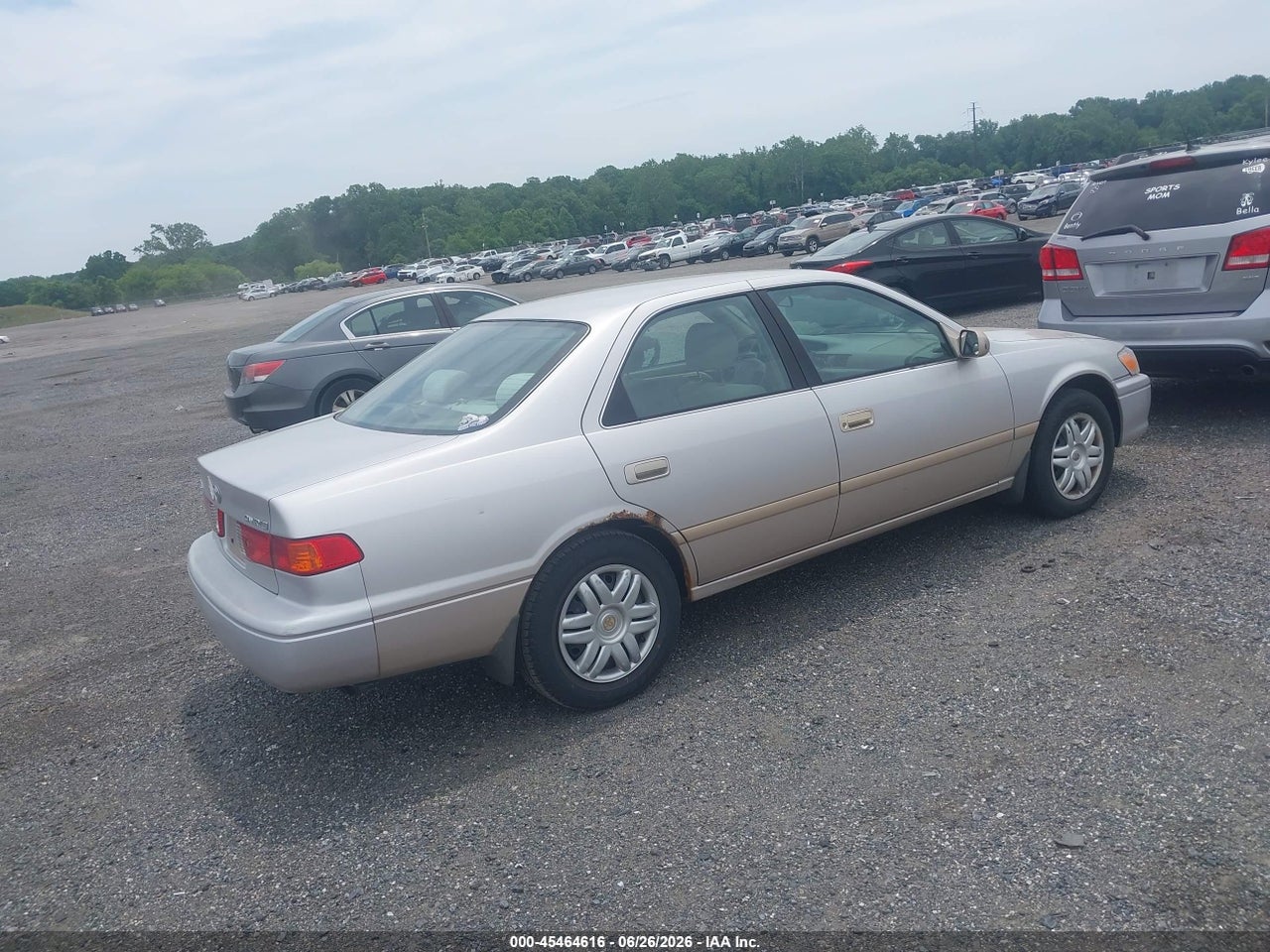 2001 TOYOTA CAMRY CE thumbnail 5