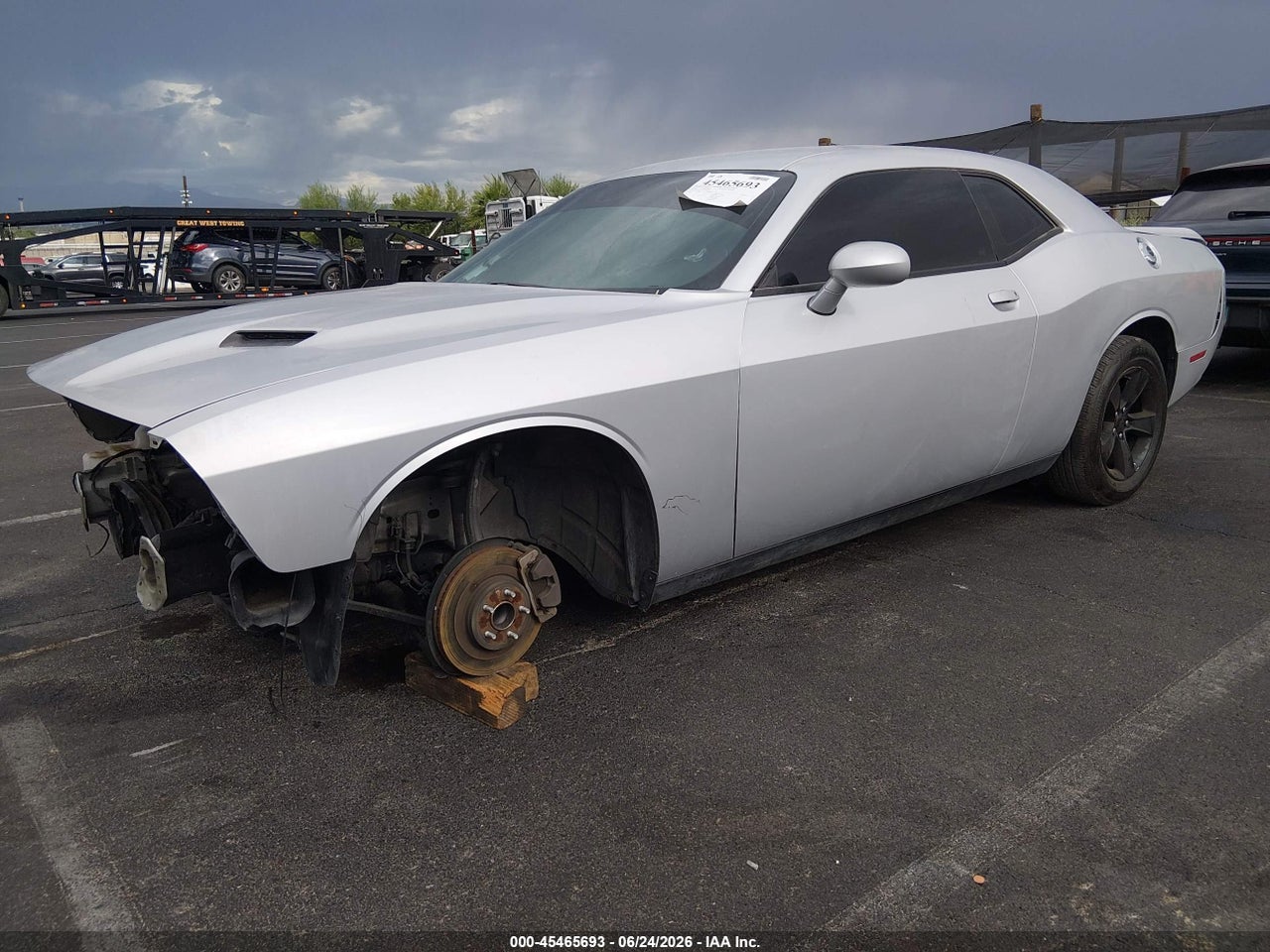 2020 DODGE CHALLENGER SXT thumbnail 3