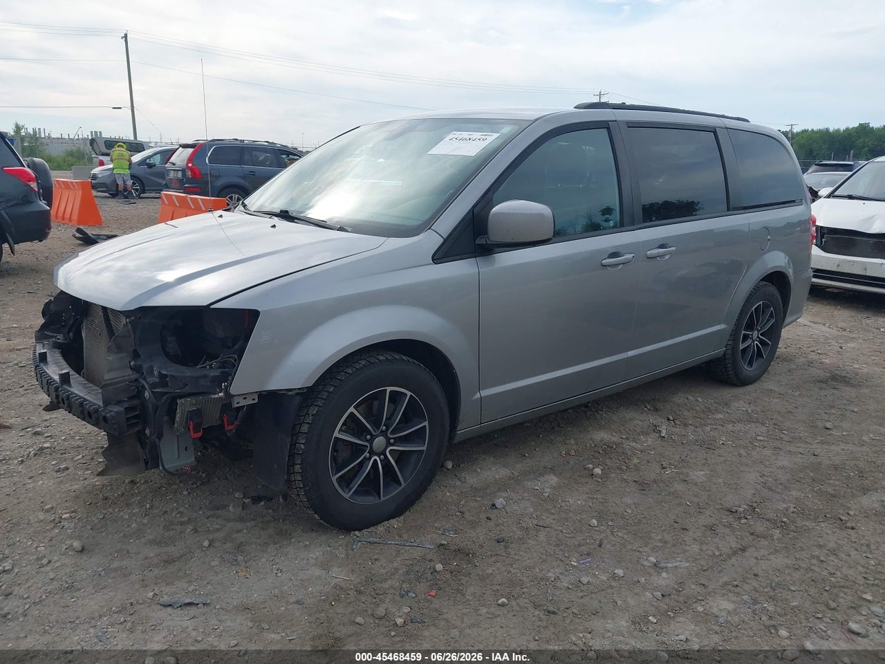 2019 DODGE GRAND CARAVAN GT thumbnail 3