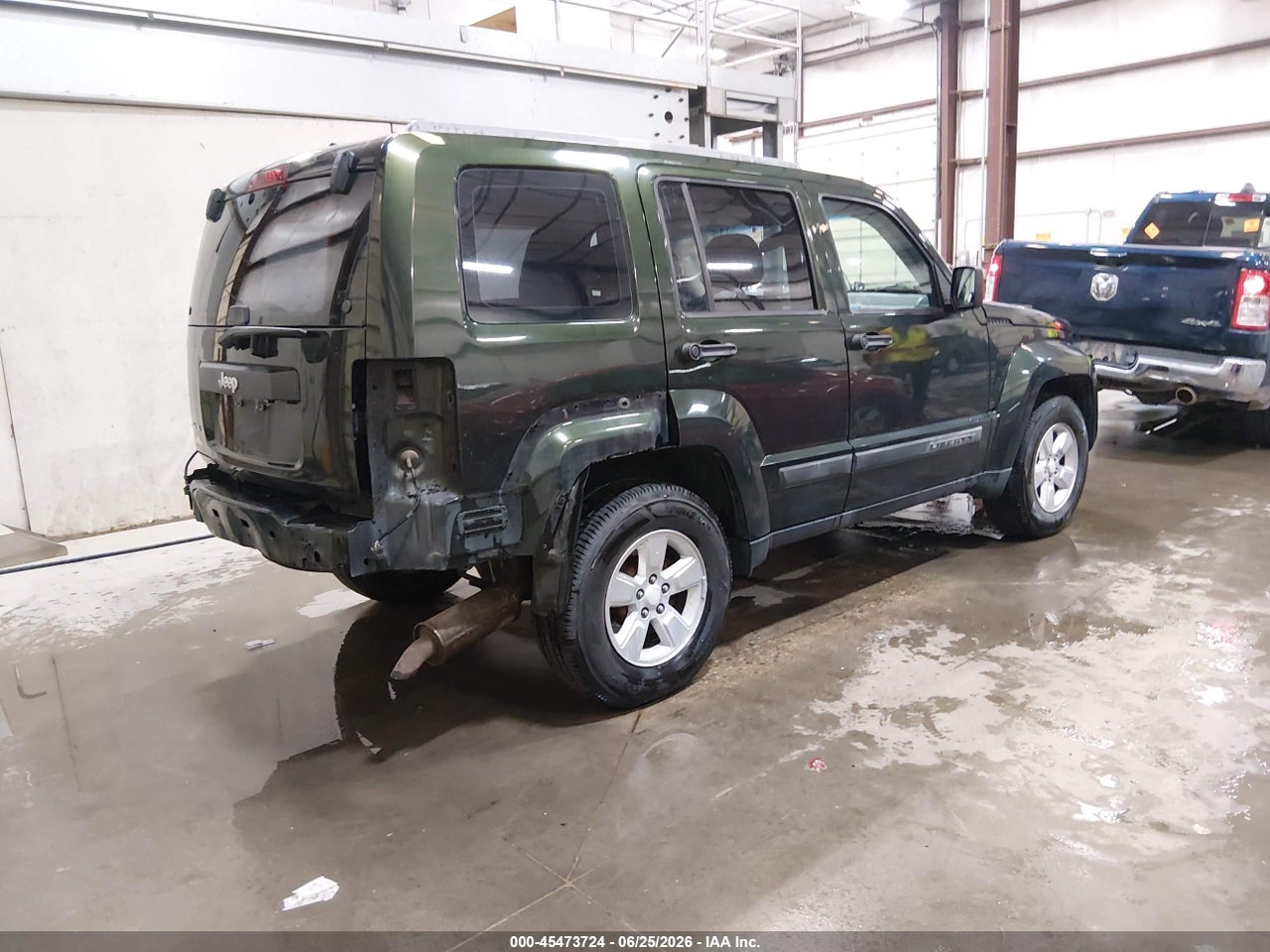 2011 JEEP LIBERTY SPORT thumbnail 5