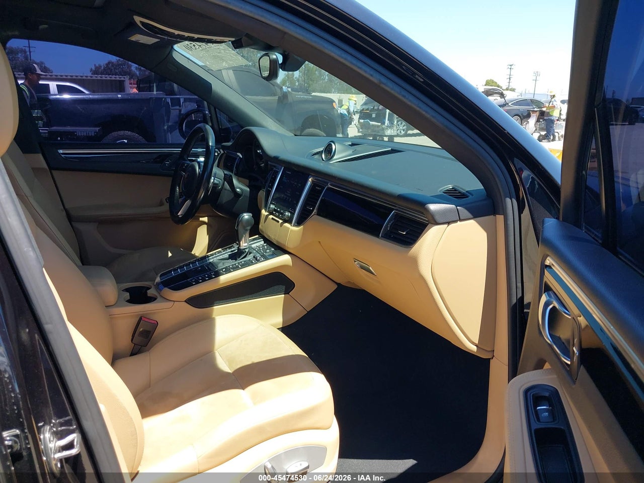 2018 PORSCHE MACAN SPORT EDITION thumbnail 6
