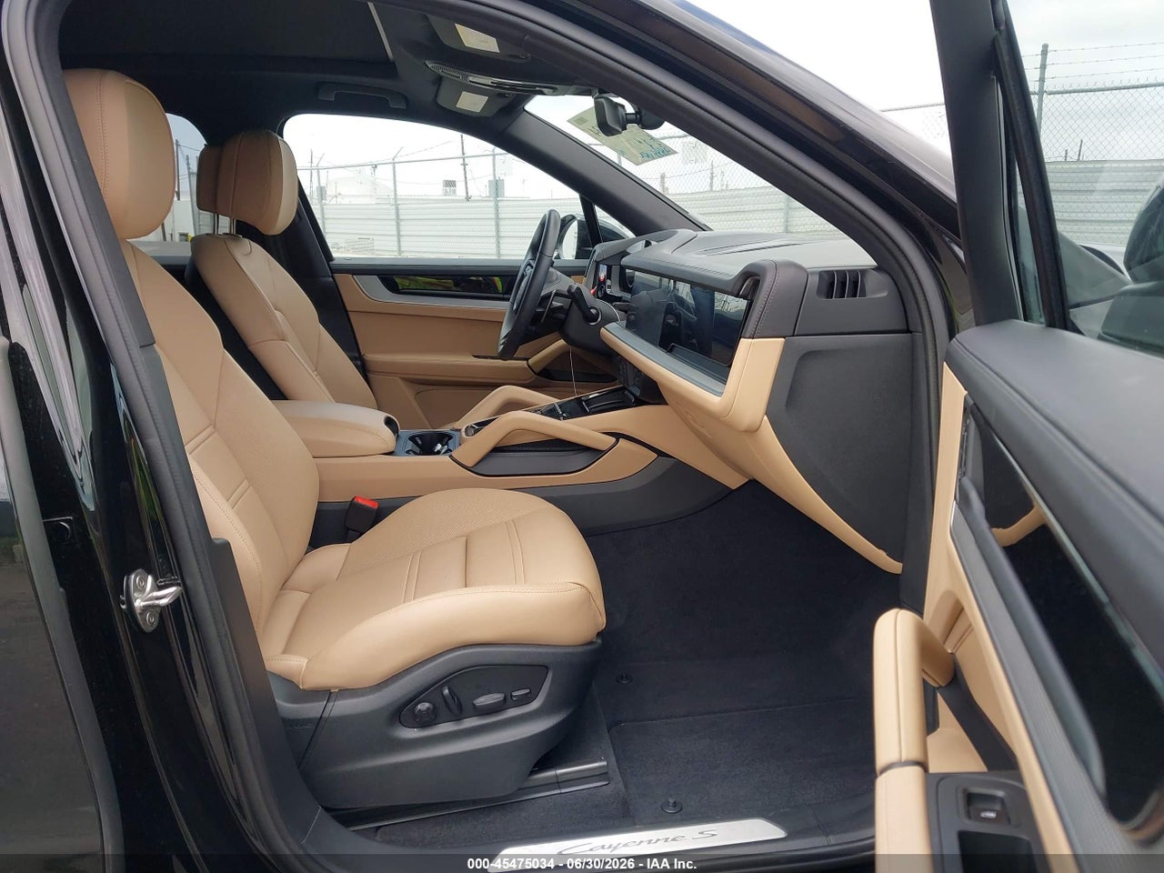 2024 PORSCHE CAYENNE S thumbnail 6