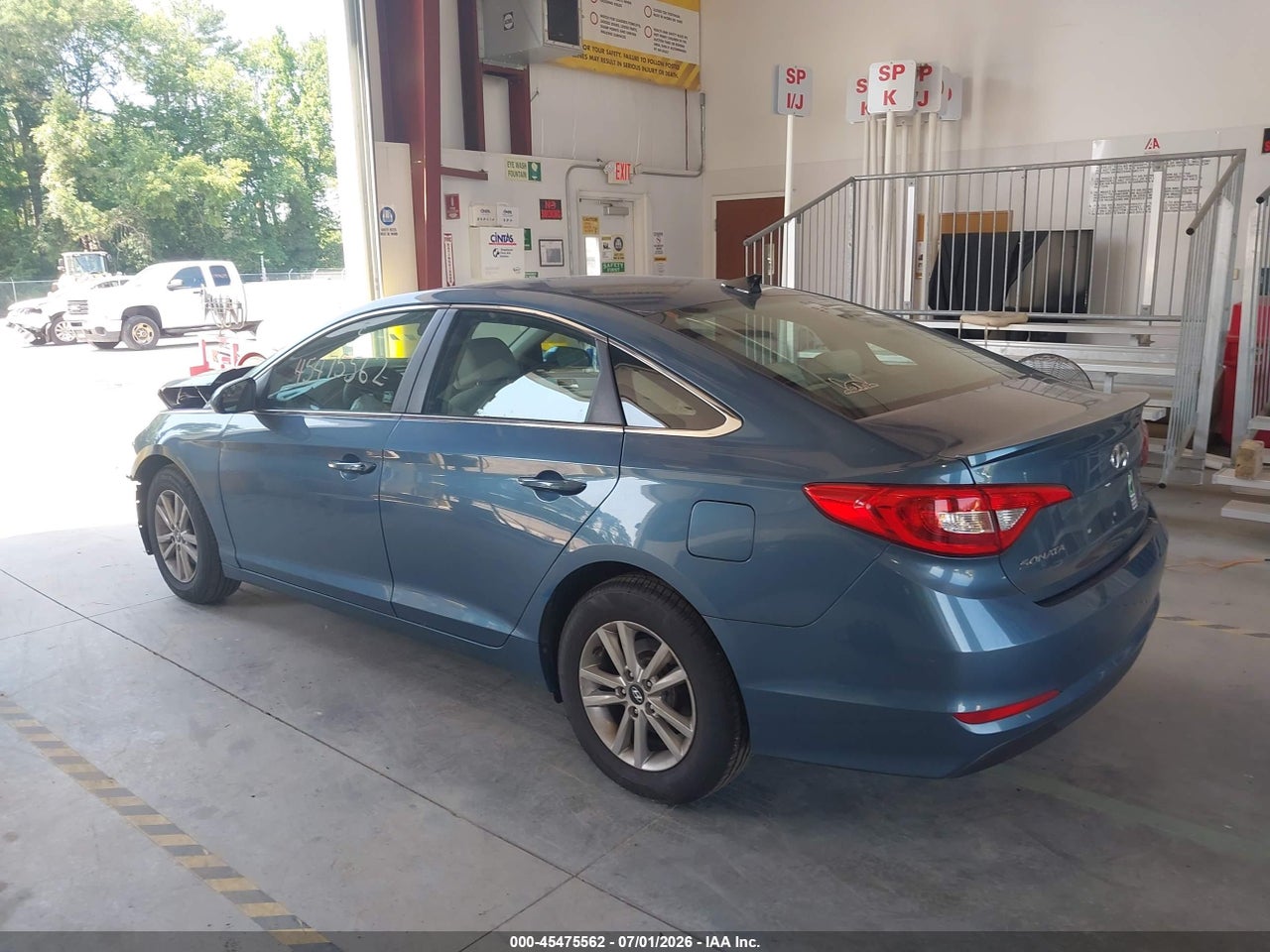 2017 HYUNDAI SONATA SE thumbnail 4