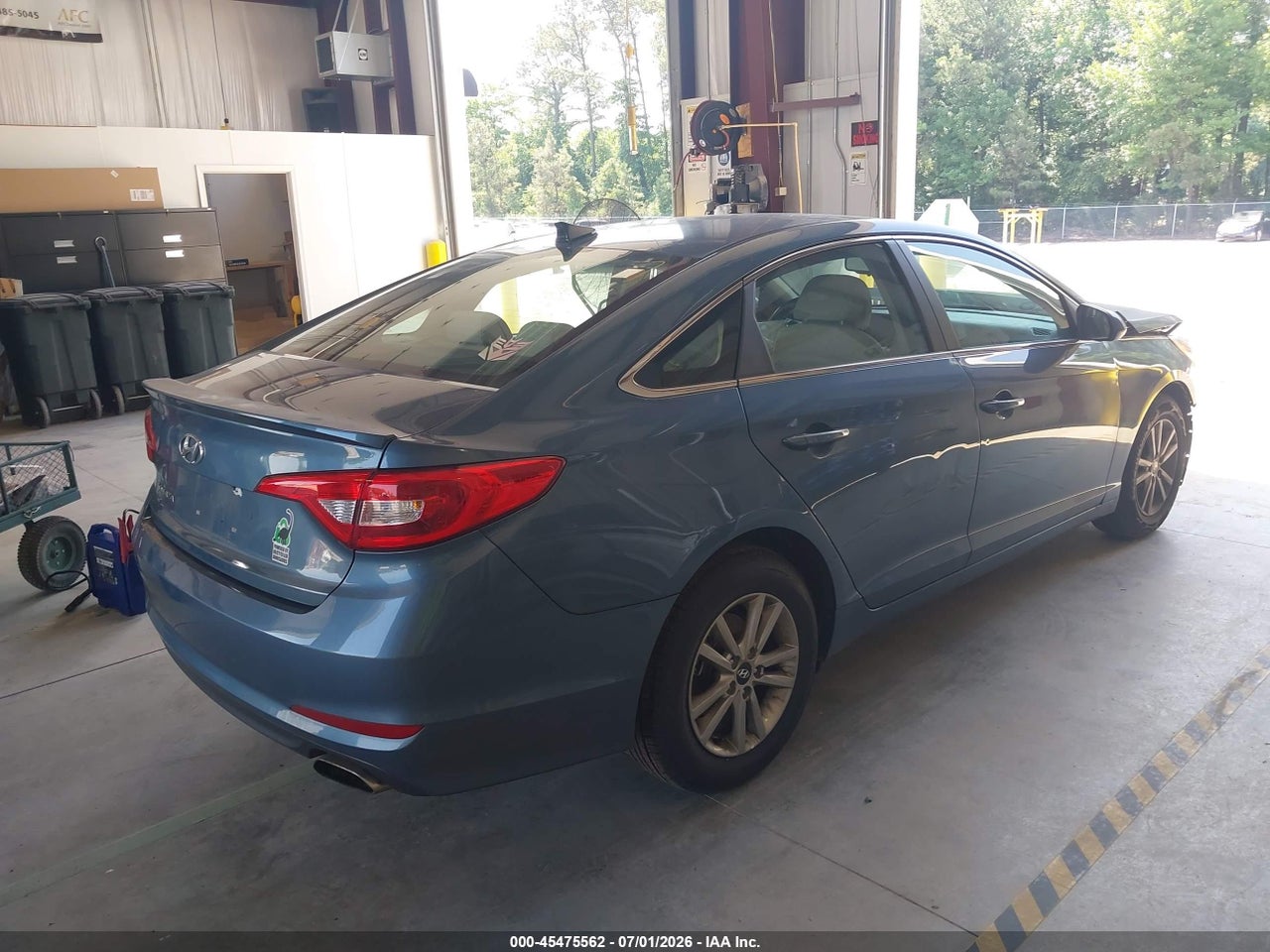 2017 HYUNDAI SONATA SE thumbnail 5