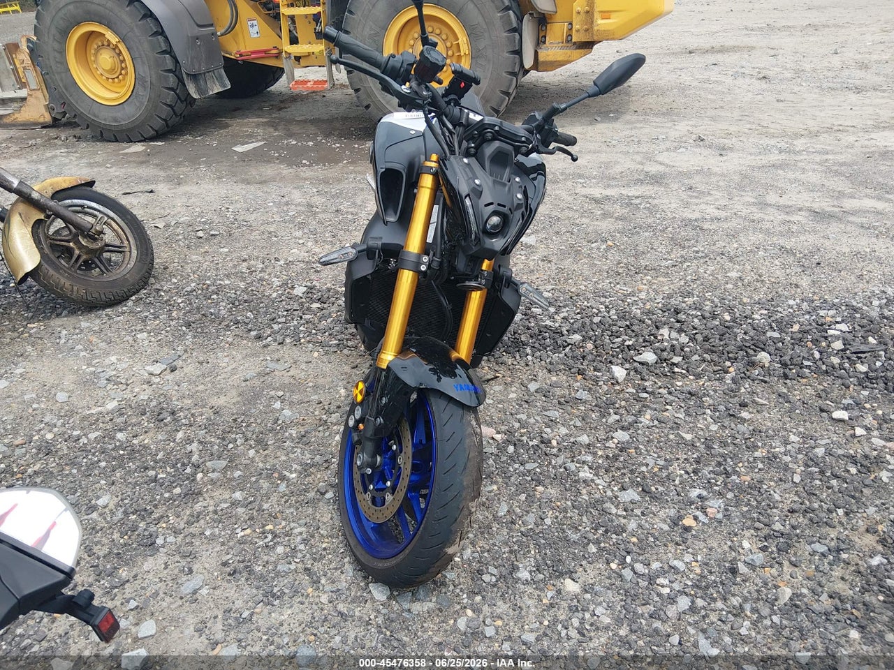2023 YAMAHA MT09 D thumbnail 6