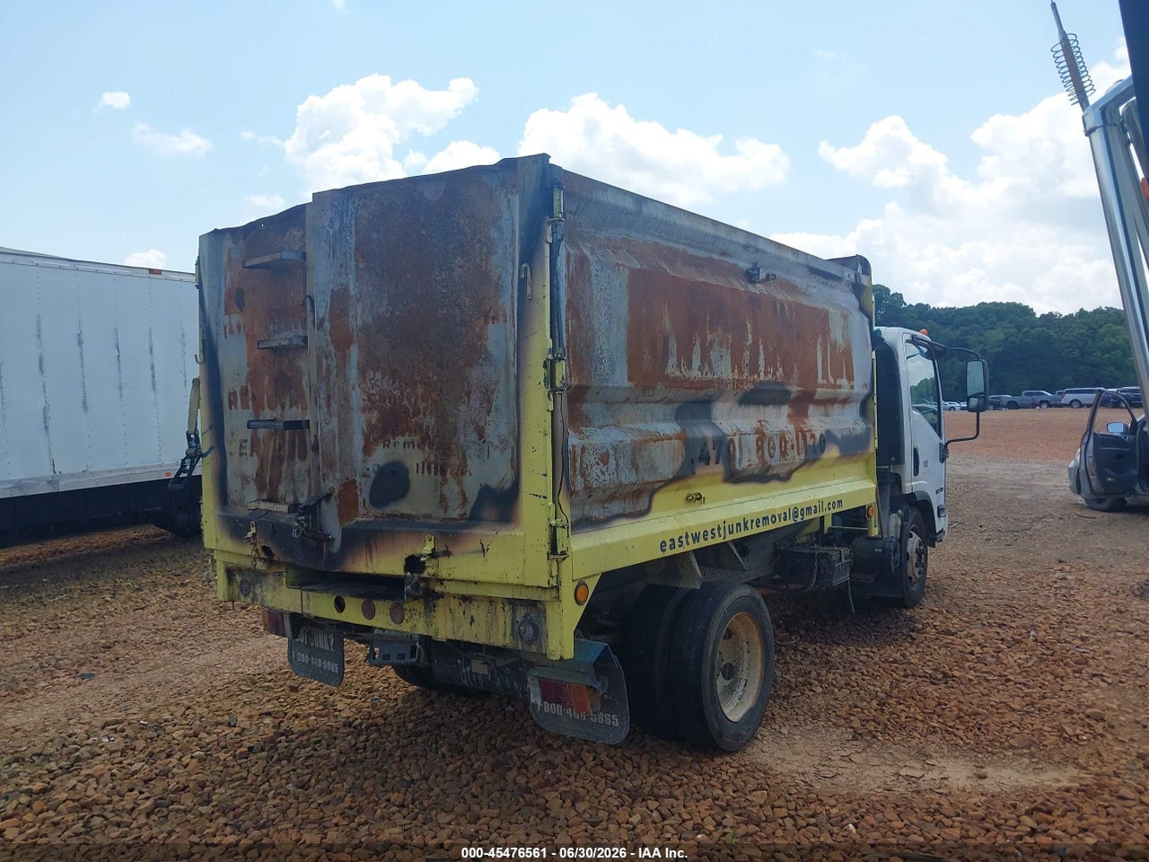 2012 ISUZU NPR GAS REG   thumbnail 5