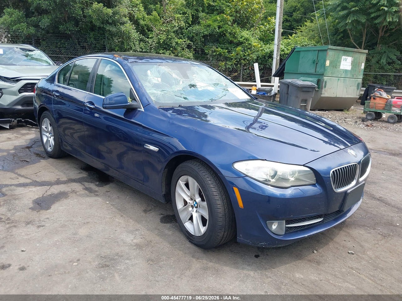 2013 BMW 528I XDRIVE thumbnail 2