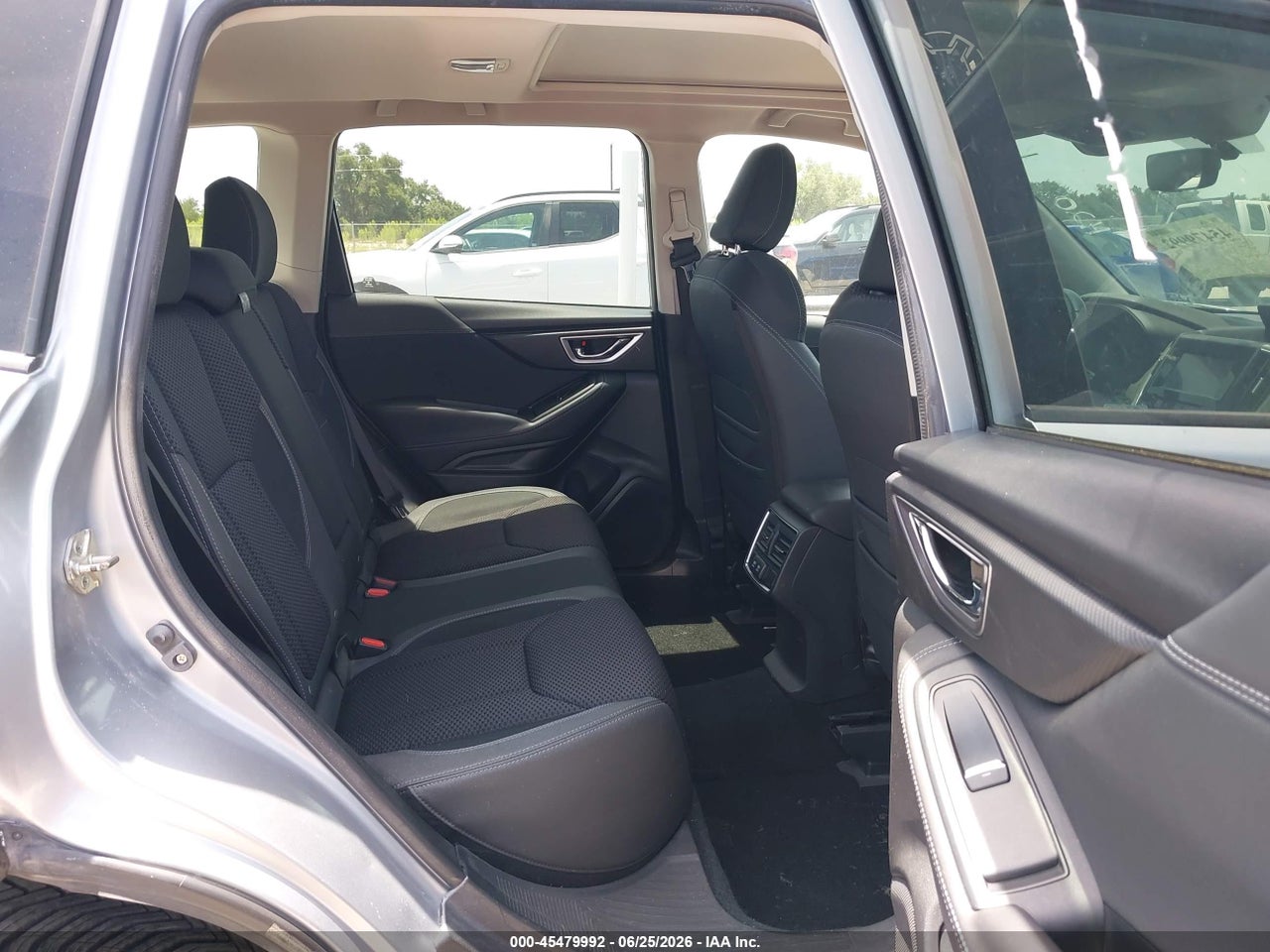 2020 SUBARU FORESTER PREMIUM thumbnail 9