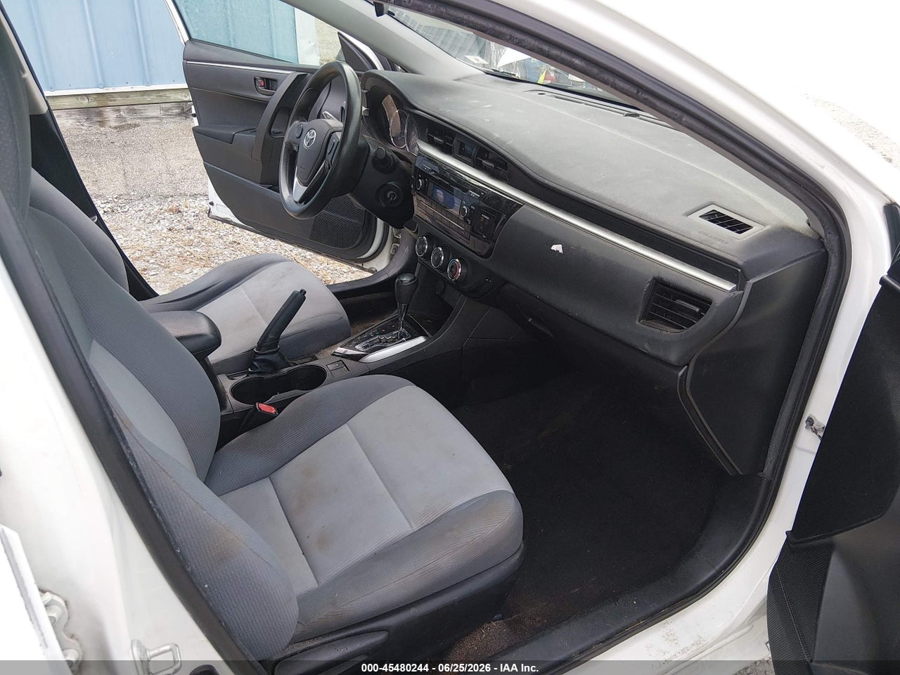 2014 TOYOTA COROLLA L thumbnail 6