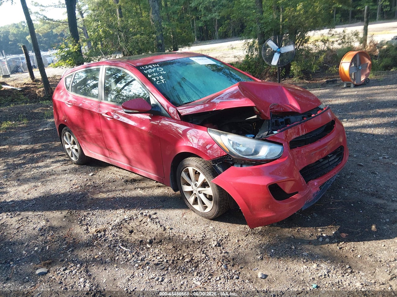 2013 HYUNDAI ACCENT SE thumbnail 2