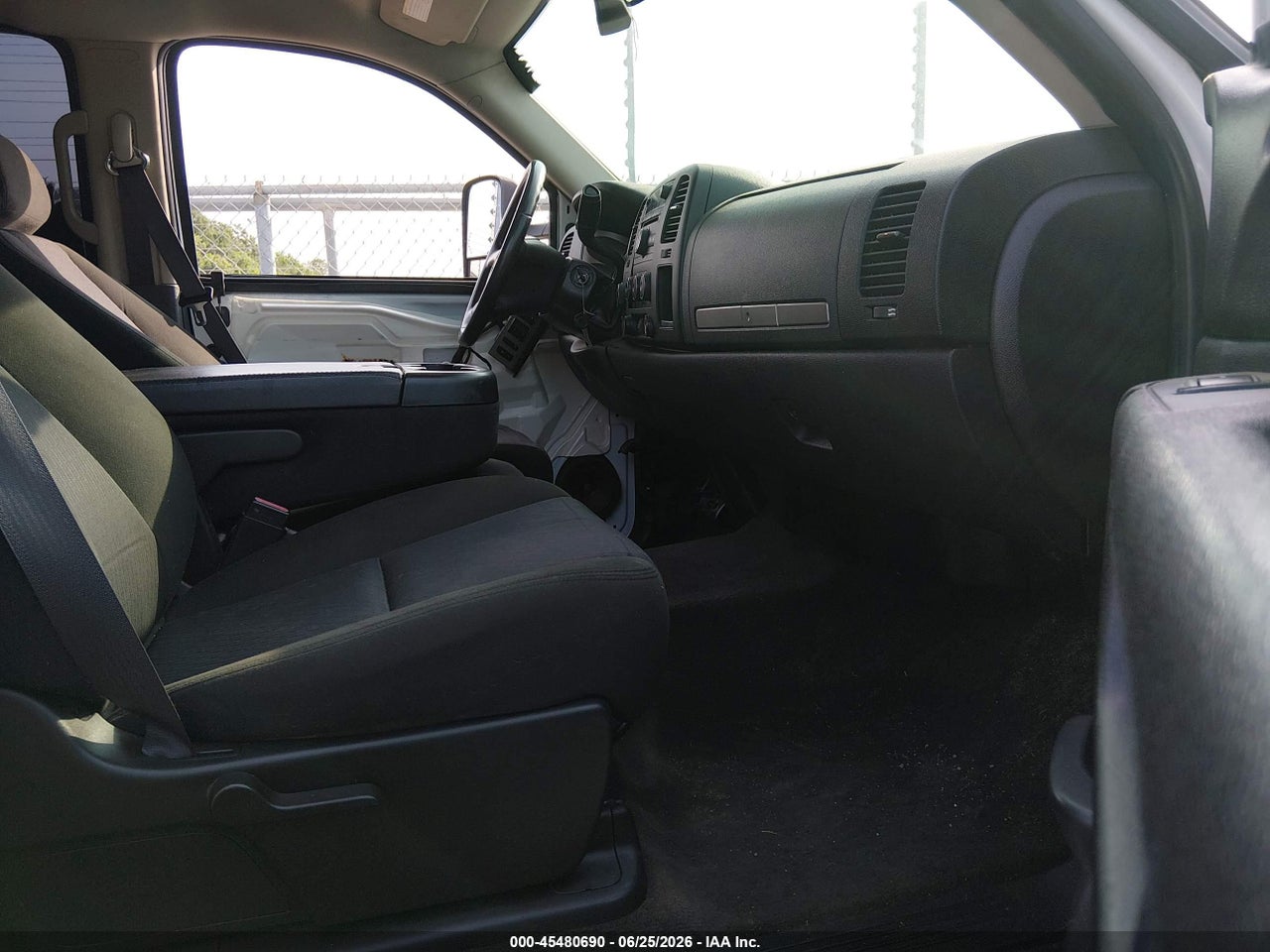 2011 CHEVROLET SILVERADO 2500HD LT thumbnail 6