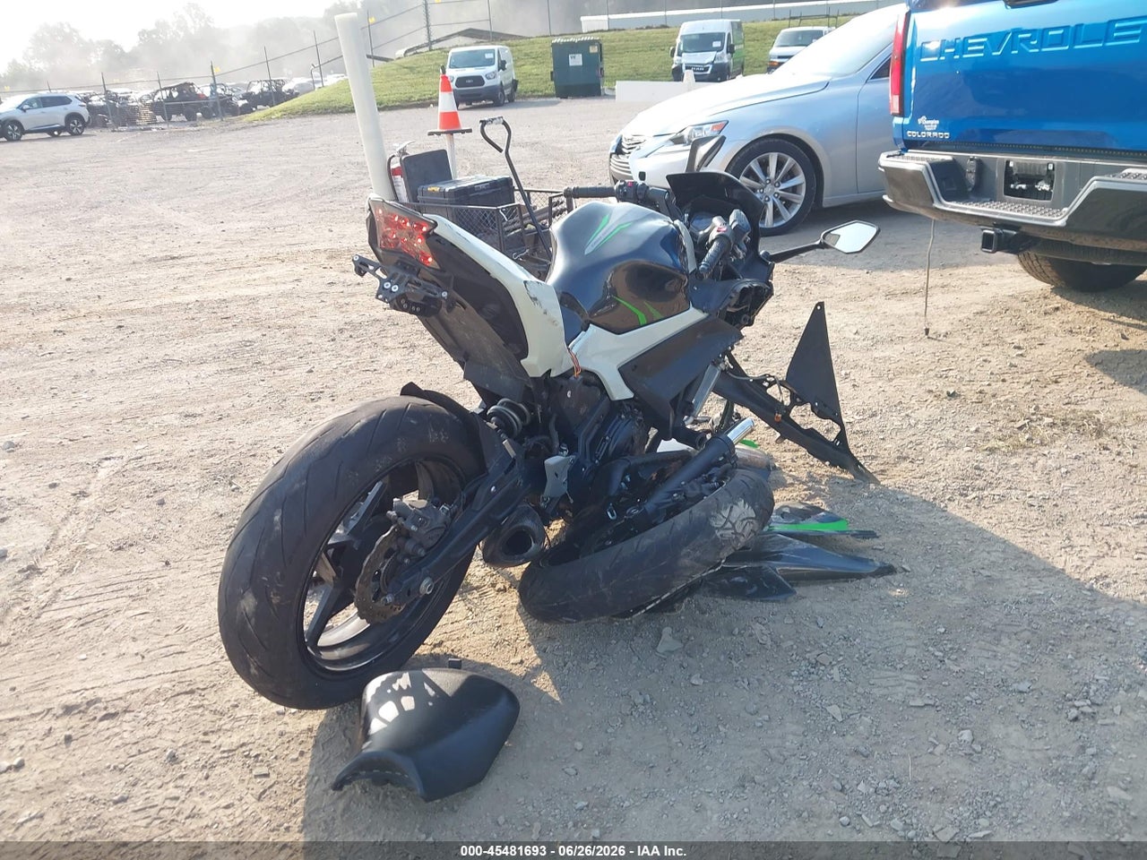 2022 KAWASAKI EX650 N · 4/12
