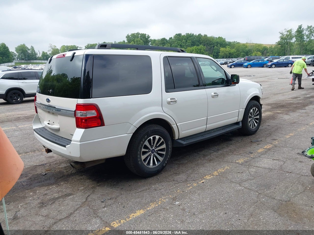 2015 FORD EXPEDITION XLT thumbnail 5
