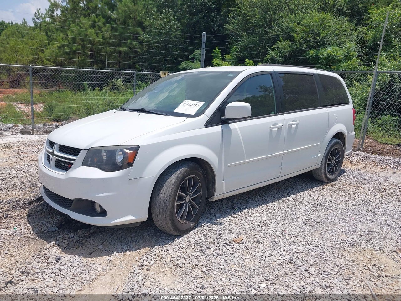 2016 DODGE GRAND CARAVAN R/T thumbnail 3