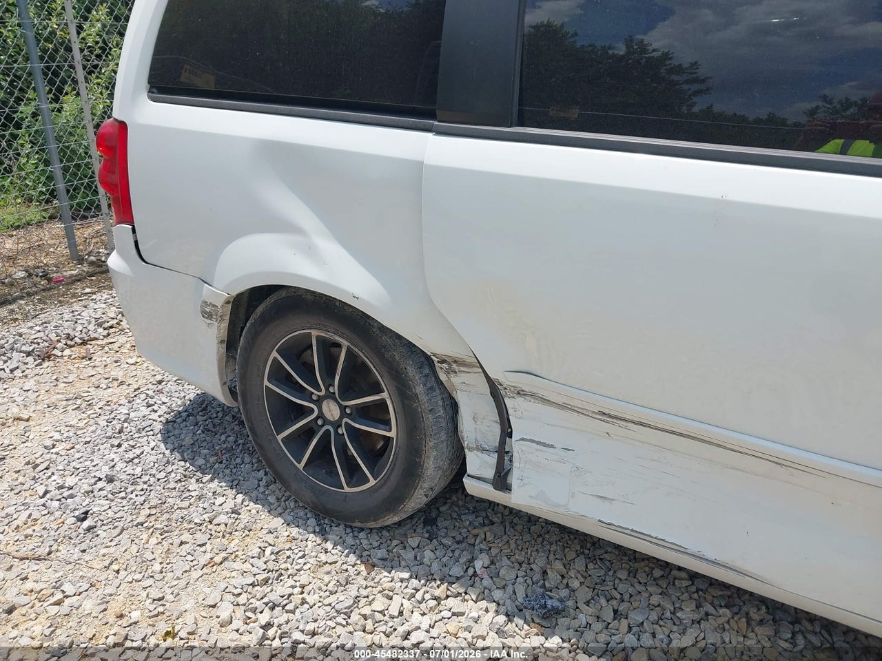 2016 DODGE GRAND CARAVAN R/T thumbnail 7