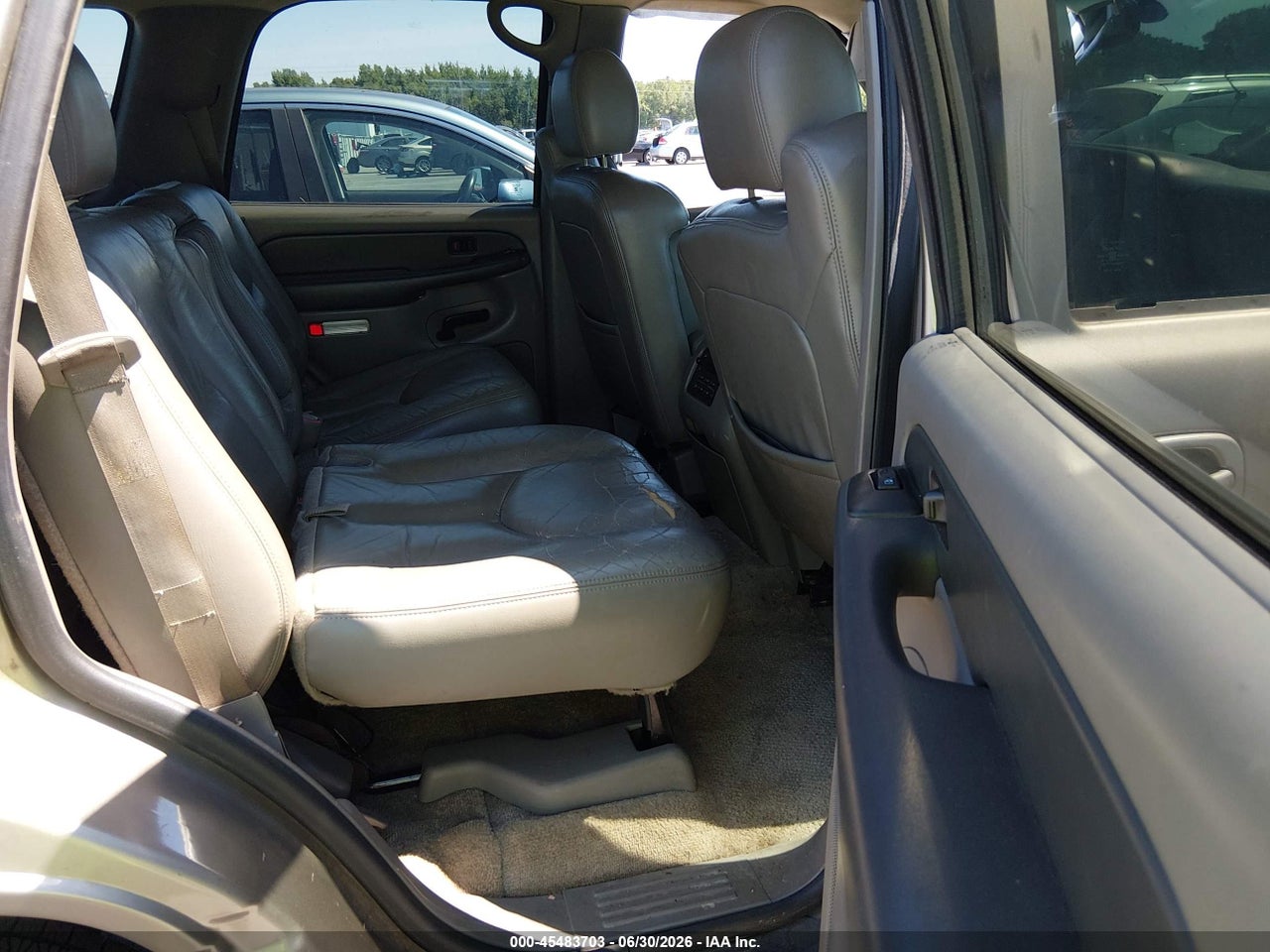 2003 GMC YUKON SLT thumbnail 9