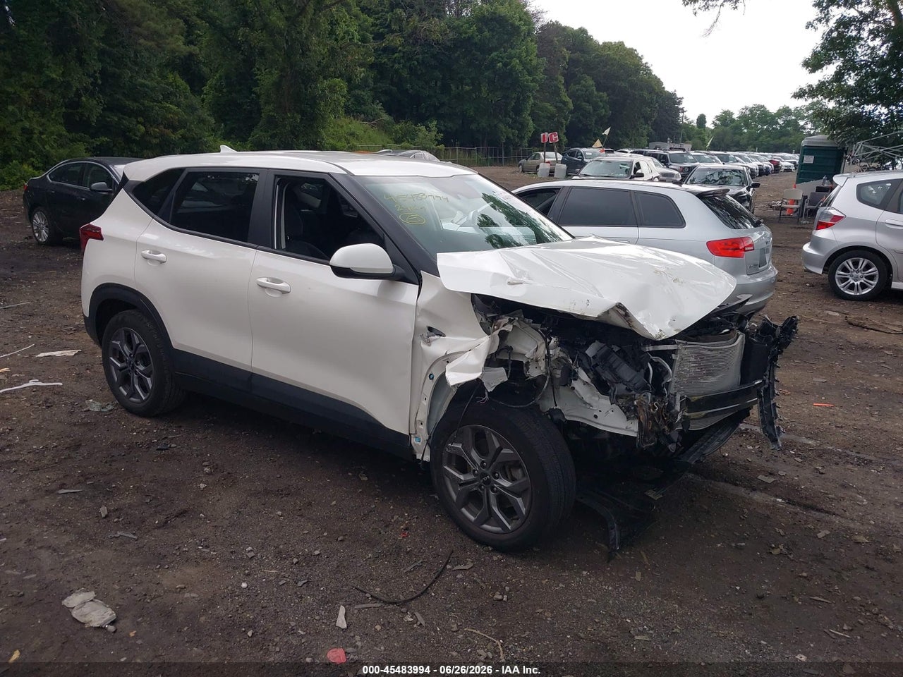 KNDEPCAA5R7****** · 2024 KIA SELTOS LX