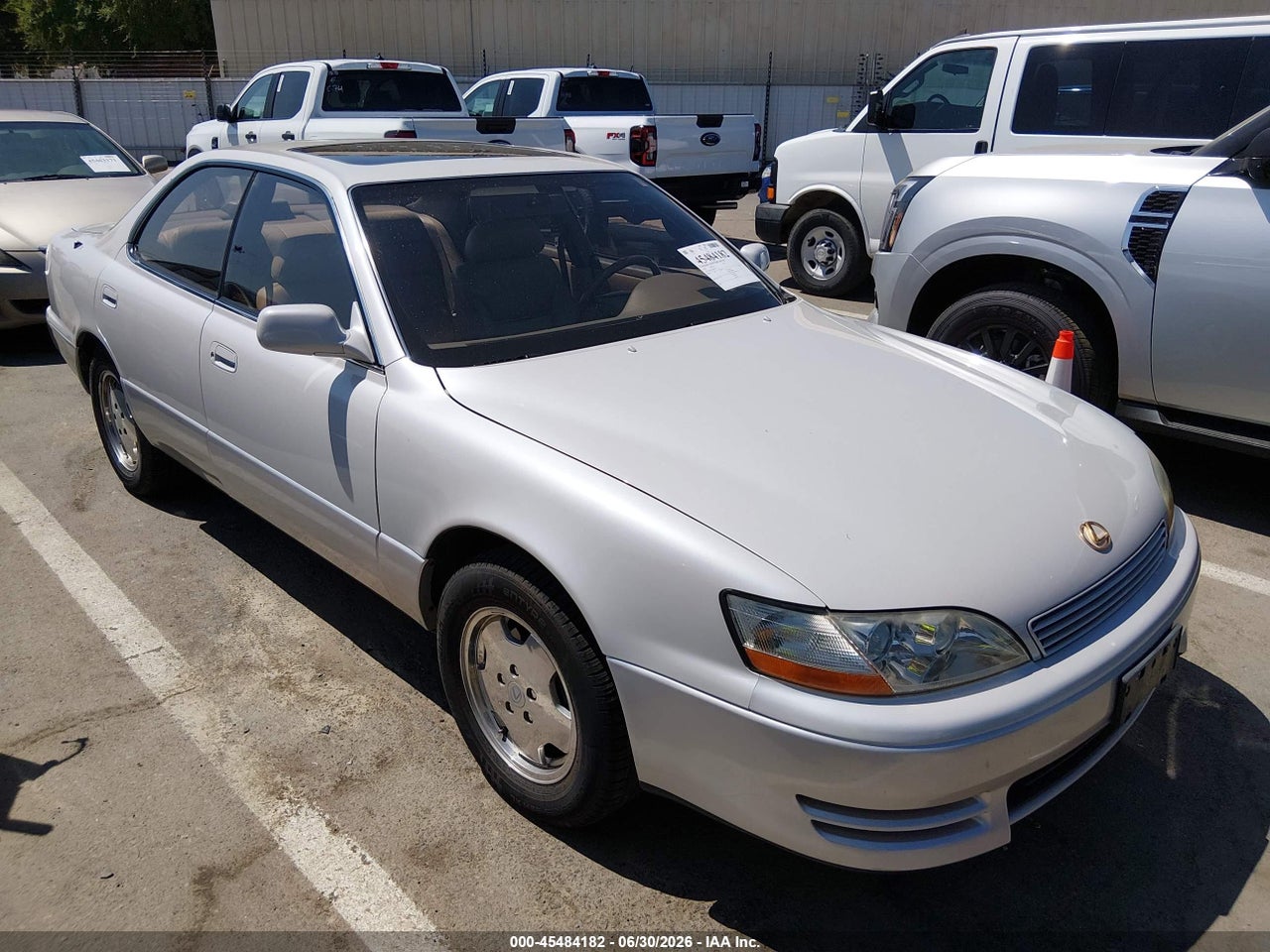 1994 LEXUS ES 300 thumbnail 2