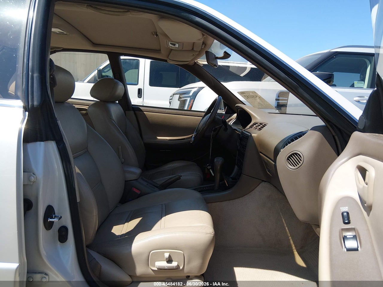 1994 LEXUS ES 300 thumbnail 6