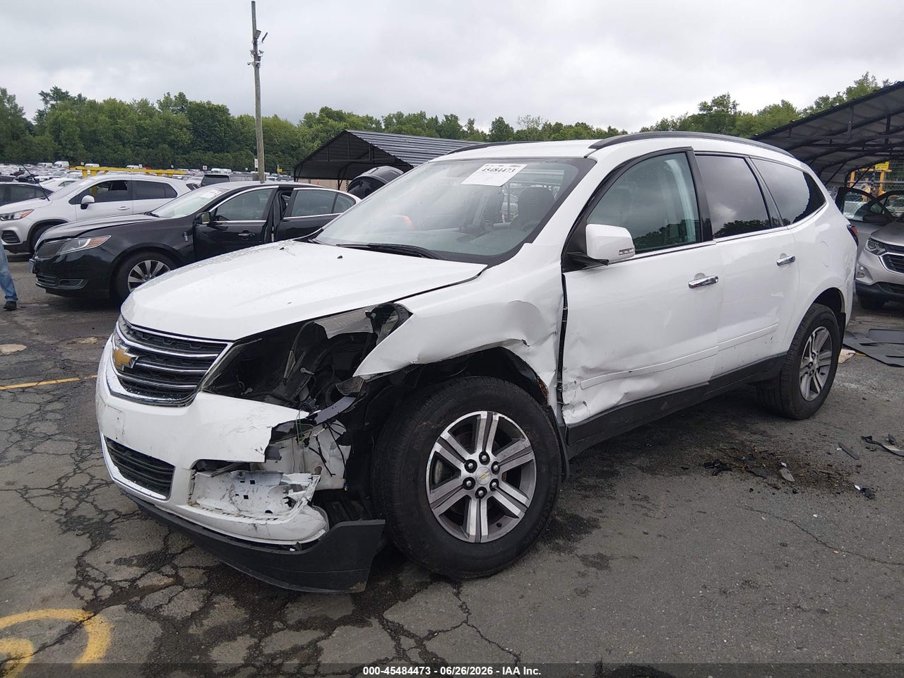 2016 CHEVROLET TRAVERSE LT thumbnail 3