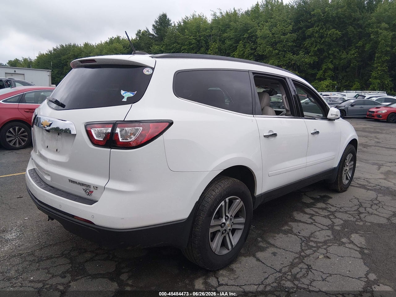 2016 CHEVROLET TRAVERSE LT thumbnail 5