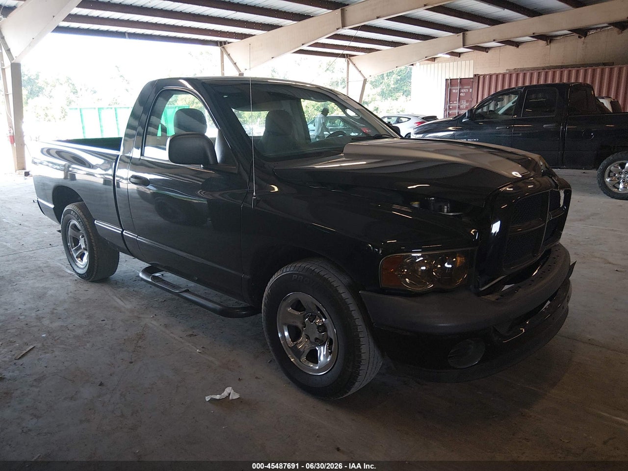2004 DODGE RAM 1500 ST thumbnail 2