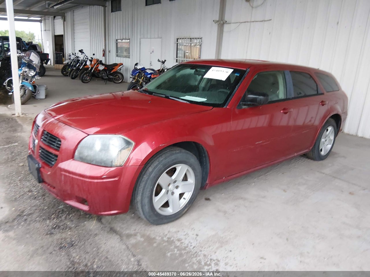 2005 DODGE MAGNUM SE thumbnail 3