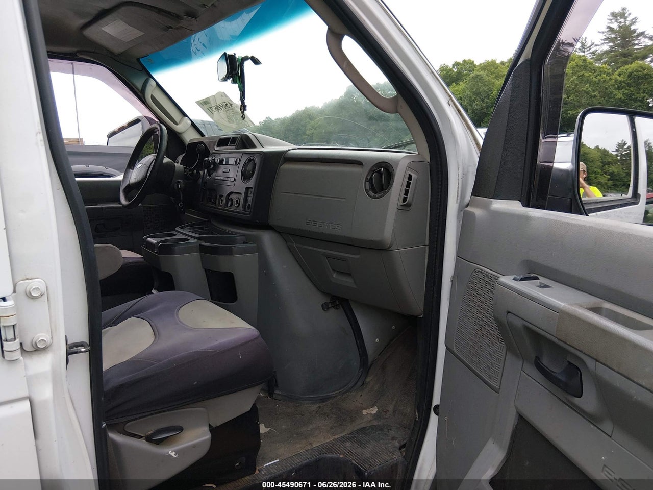 2011 FORD E-250 COMMERCIAL/RECREATIONAL thumbnail 6